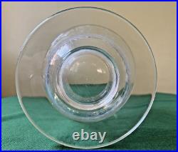 Elégant vase en cristal de Baccarat signé Modèle Michel Ange H 17,5 cm