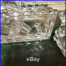 Énorme centre de table en cristal moulé de Baccarat modèle bambou. 1900