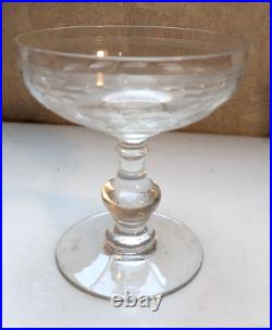 Ensemble 38 verres Baccarat modèle Chauny en cristal époque 1920 + carafe n 3