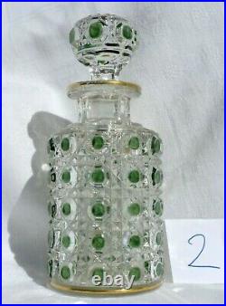 Flacon En Cristal De Baccarat Modele Diamant Pierreries Vert Et Or 15.5 CM