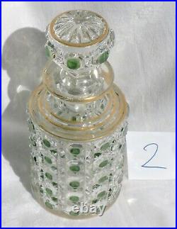 Flacon En Cristal De Baccarat Modele Diamant Pierreries Vert Et Or 15.5 CM