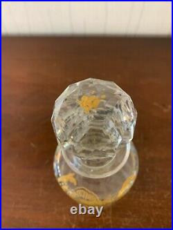 Flacon liseret or en cristal de Baccarat h 17 cm