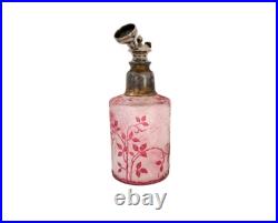 Flacon vaporisateur parfum ancien cristal de Baccarat gravé à l'acide églantier