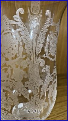 Globe Tulipe Baccarat en Cristal Gravé pour photophores Globe Tulipe Baccarat en Cristal Gravé pour photophores