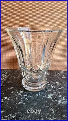 Grand Vase En Cristal De Baccarat