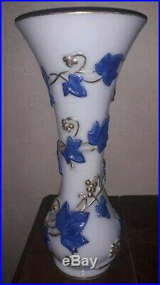 Grand Vase opaline de baccarat Hauteur 35 cm