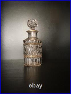 Grand flacon carafe parfum cristal mouler Baccarat Russe or service de toilette