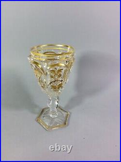 Grand verre à pied Cristal moulé CHARLES X XIXe BACCARAT LE CREUSOT doré calice Grand verre à pied Cristal moulé CHARLES X XIXe BACCARAT LE CREUSOT doré calice