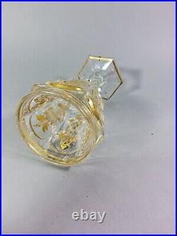 Grand verre à pied Cristal moulé CHARLES X XIXe BACCARAT LE CREUSOT doré calice Grand verre à pied Cristal moulé CHARLES X XIXe BACCARAT LE CREUSOT doré calice
