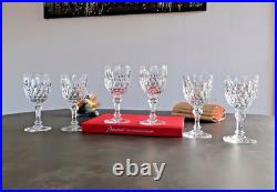 Juvisy cristal Baccarat. 8 verres à eau N°2. H16,3cm. Non estampillé Juvisy cristal Baccarat. 8 verres à eau N°2. H16,3cm. Non estampillé