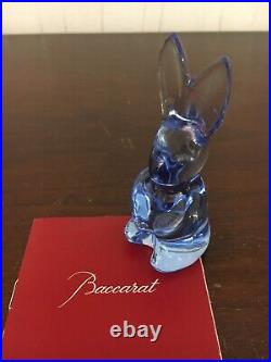 Lapin bleu en cristal de Baccarat