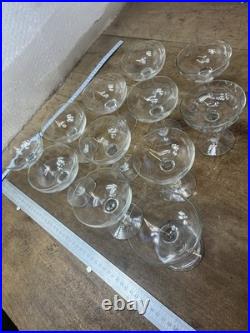 Lot 12 Coupe à champagne modèle Genova en cristal de Baccarat Réf 26/1841