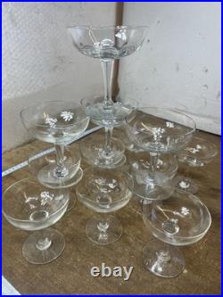 Lot 12 Coupe à champagne modèle Genova en cristal de Baccarat Réf 26/1841