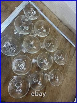 Lot 12 Coupe à champagne modèle Genova en cristal de Baccarat Réf 26/1841