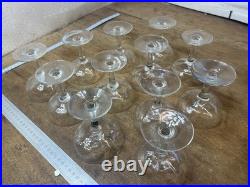 Lot 12 Coupe à champagne modèle Genova en cristal de Baccarat Réf 26/1841