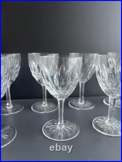 Lot 12 Verres A Vin En Cristal Baccarat modèle à écaille
