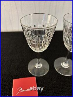 Lot 2 verres à vin blanc modèle Dombasle en cristal de Baccarat (prix des 2)mod3 Lot 2 verres à vin blanc modèle Dombasle en cristal de Baccarat (prix des 2)mod3