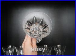 Lot de 6 verres à eau en cristal taillé Baccarat modèle Tourville 18 cm Lot de 6 verres à eau en cristal taillé Baccarat modèle Tourville 18 cm