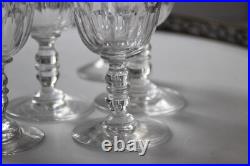 Lot de 7 Anciens Verres à Vin ou Porto en Cristal Baccarat, Modèle Gondole Lot de 7 Anciens Verres à Vin ou Porto en Cristal Baccarat, Modèle Gondole