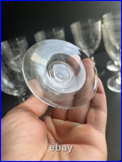 Lot de 7 Verres a Eau en Cristal Baccarat Modelé Fougères