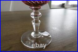 Lot de 8 anciens verres en cristal de couleur rouge Saint Louis Baccarat
