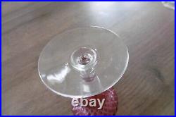 Lot de 8 anciens verres en cristal de couleur rouge Saint Louis Baccarat