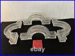 Lots 4 chemins de table modèle Tors/ Bambou clair cristal Baccarat (prix des 4) Lots 4 chemins de table modèle Tors/ Bambou clair cristal Baccarat (prix des 4)