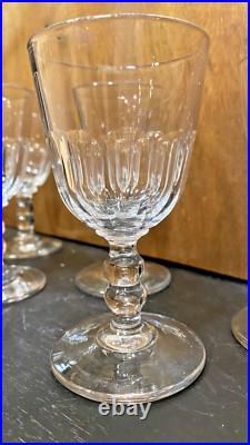 Magnifique Lot De 5 Verres Cristal Baccarat Modèle Clermont Côtes Plate Magnifique Lot De 5 Verres Cristal Baccarat Modèle Clermont Côtes Plate