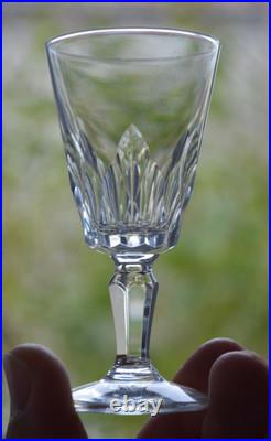 Magnifique Lot De 6 Petits Verres En Cristal De Baccarat Signe Magnifique Lot De 6 Petits Verres En Cristal De Baccarat Signe