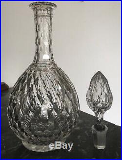 Magnifique carafe à Vin en cristal taillé de Baccarat Modèle Juvisy, Nimes