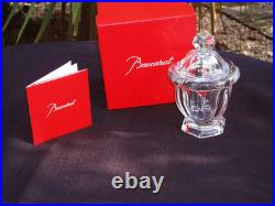 Moutardier Cristal de Baccarat avec sa cuillère signé