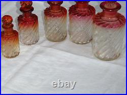 Necessaire De Toilette Cristal Baccarat Modele Bambou Tors Suite De 5 Flacons Necessaire De Toilette Cristal Baccarat Modele Bambou Tors Suite De 5 Flacons