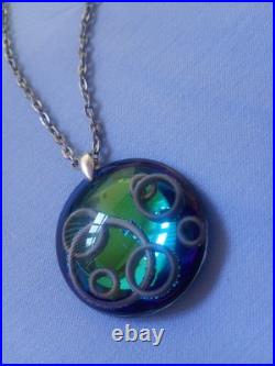 Ortega à Baccarat Pendentif verre cristal bleu & inclusion de cercles métal