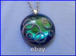 Ortega à Baccarat Pendentif verre cristal bleu & inclusion de cercles métal