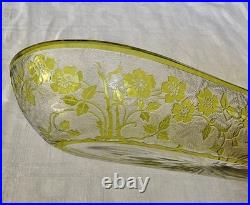 Porte Peignes Brosses En Cristal De Baccarat Eglantier Couleur Anis Porte Peignes Brosses En Cristal De Baccarat Eglantier Couleur Anis