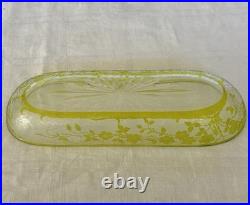 Porte Peignes Brosses En Cristal De Baccarat Eglantier Couleur Anis