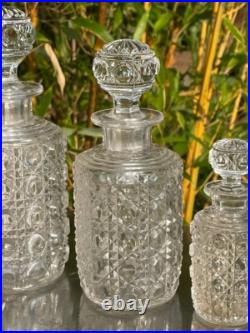 Serie de 5 flacons de toilette modèle Diamant Pierreries en cristal de Baccarat