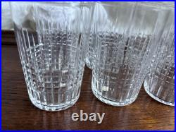 Série de 8 petits verres gobelets en cristal de Baccarat Modèle Nancy 7,7cm