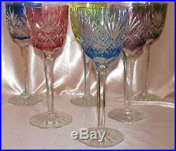 Série de six verres à vin Roemer de couleur en cristal taillé