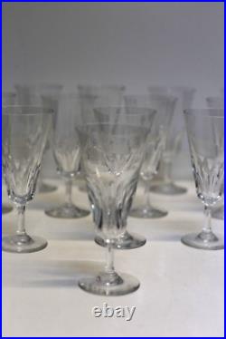 Série de verres en cristal de Baccarat modèle cote d'Azur