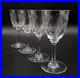 Serie_quatre_verres_a_vin_rouge_cristal_souffle_taille_Baccarat_modele_Moliere_01_gbu