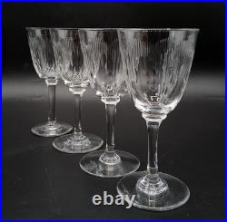 Série quatre verres à vin rouge cristal soufflé taillé Baccarat modèle Molière