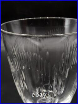 Série quatre verres à vin rouge cristal soufflé taillé Baccarat modèle Molière