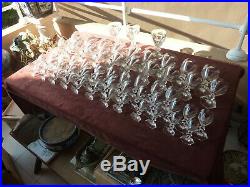 Service 57 verres cristal Baccarat modele Harcourt