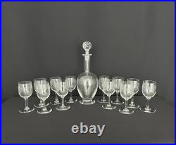 Service Sévigné en cristal de Baccarat. Carafe et 11 verres
