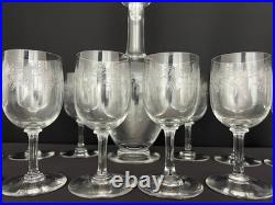 Service Sévigné en cristal de Baccarat. Carafe et 11 verres