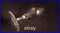 Service de 4 verres a vin rouge en cristal de Baccarat modèle Normandie H14.3