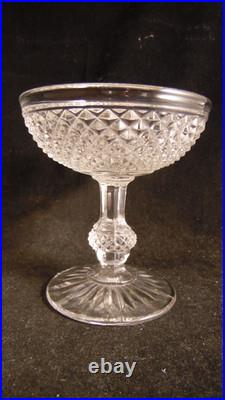 Service de 6 coupes a champagne en cristal de Baccarat modèle Diamants biseaux