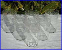 Service de 6 gobelets en cristal de Baccarat Forme conique frise athénienne H 10