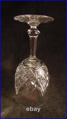 Service de 6 verres a eau en cristal de Baccarat modèle Colbert